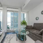 Noel Suites- Peter And Richmond St West